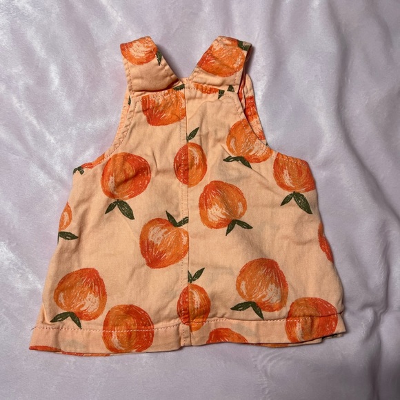 Feeling Peachy! 🍑 - Picture 5 of 9